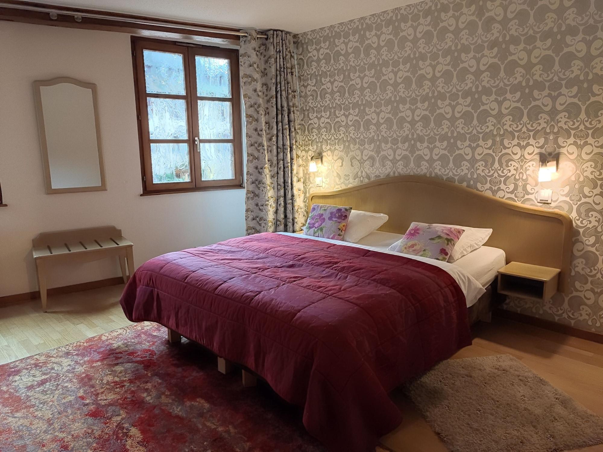 Hotel Au Lion Ribeauvillé Екстериор снимка