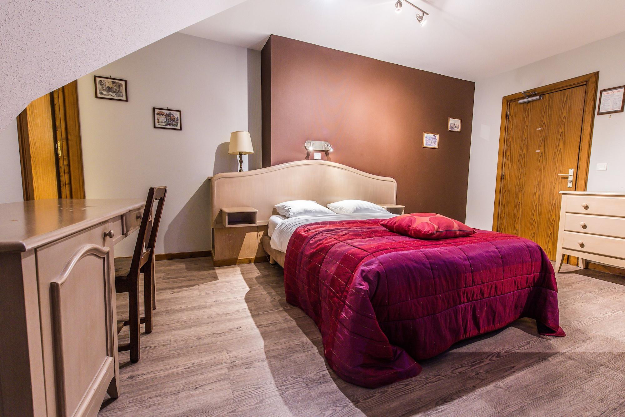 Hotel Au Lion Ribeauvillé Екстериор снимка
