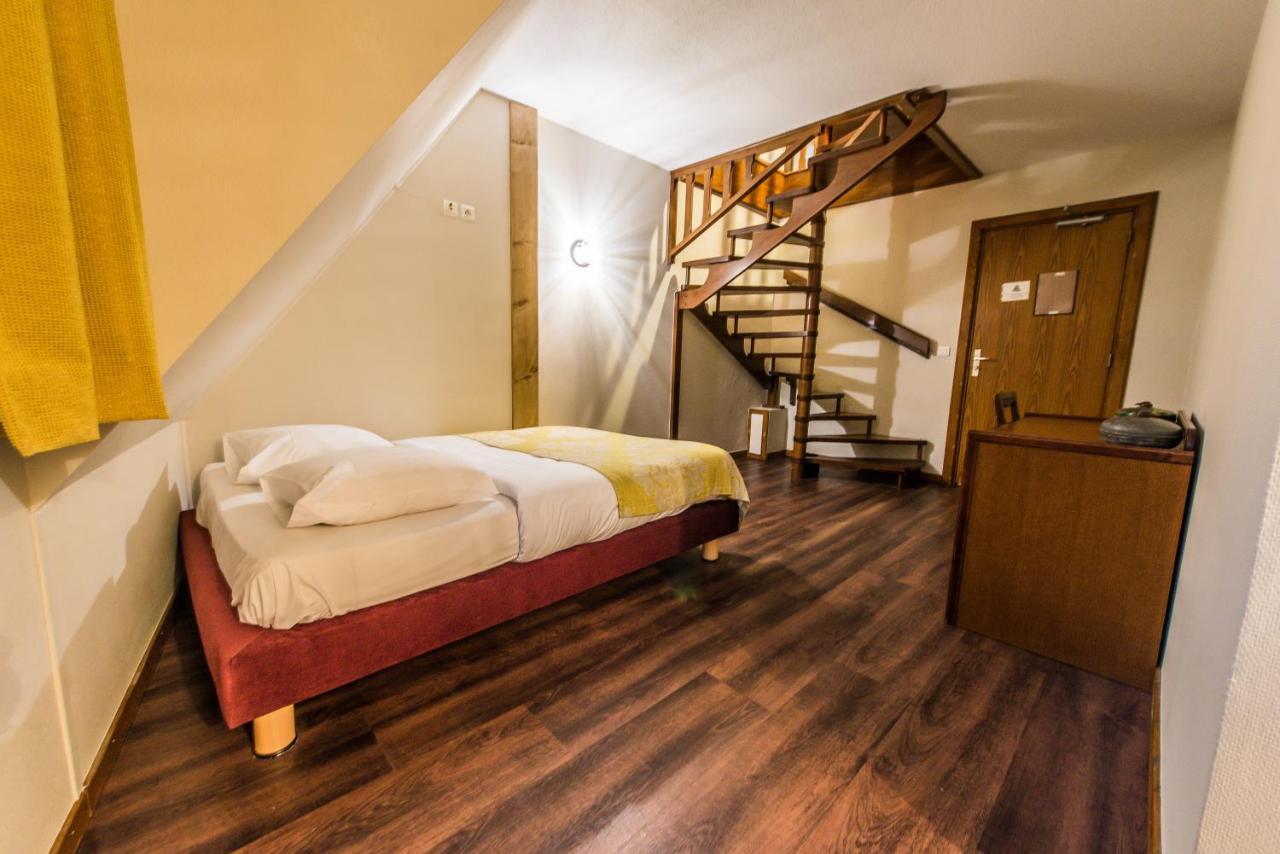 Hotel Au Lion Ribeauvillé Екстериор снимка
