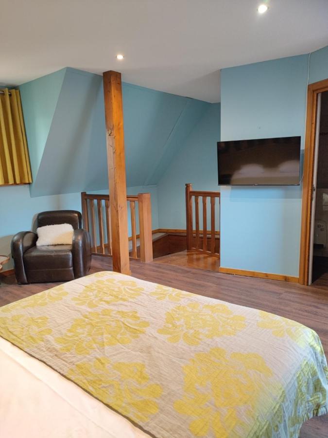 Hotel Au Lion Ribeauvillé Екстериор снимка