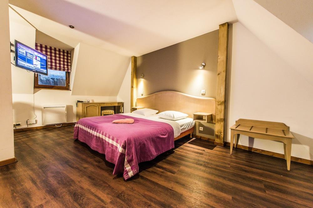 Hotel Au Lion Ribeauvillé Екстериор снимка